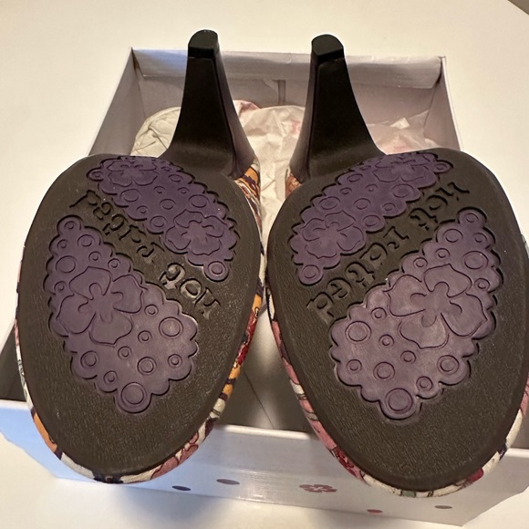 Driving Miss Daisy Pumps by Not Rated. Never worn.  Size 8.5 - Picture 10 of 12